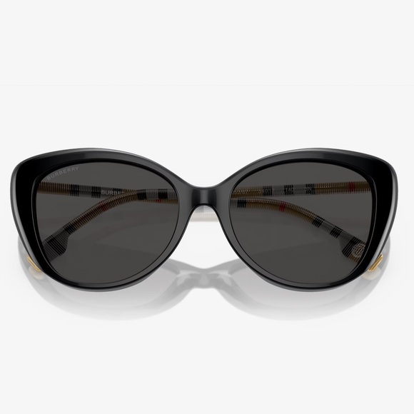 Burberry Sunglasses, New 235 - Picture 7 of 7